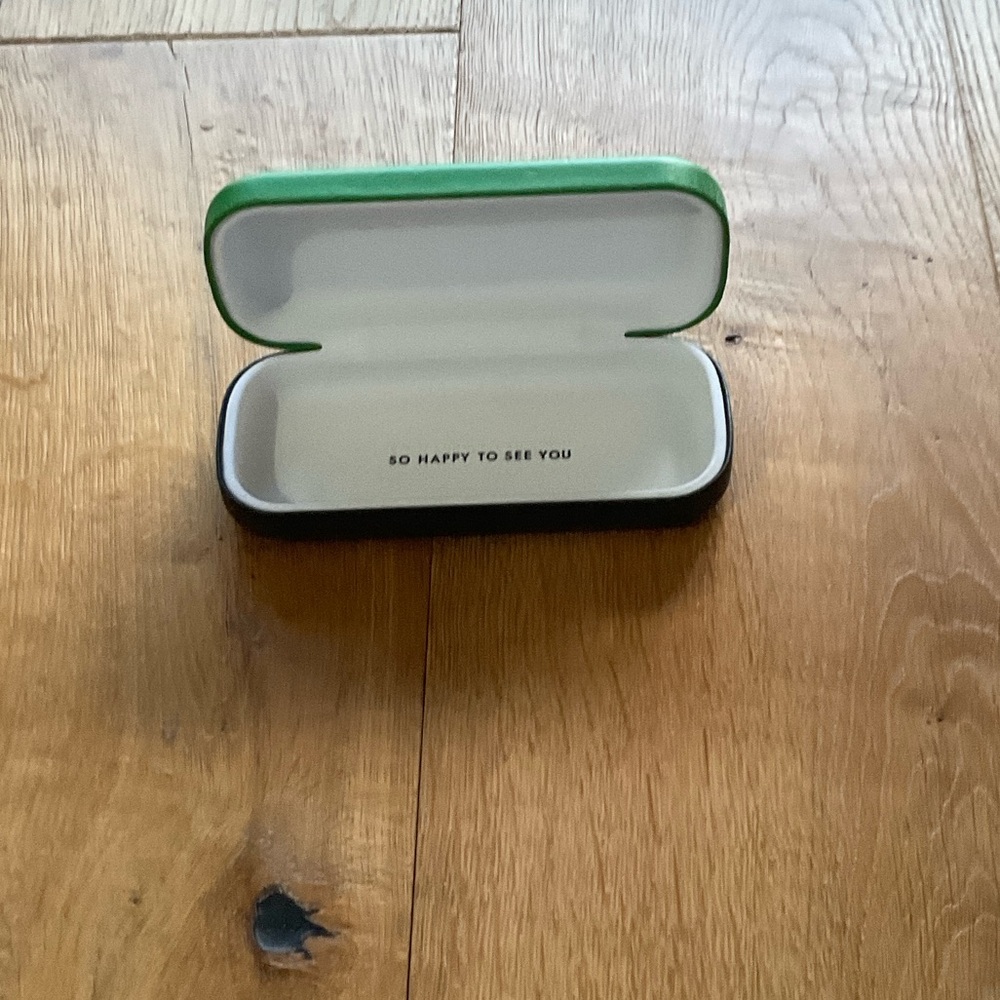 Kate Spade Vibrant Green Eyewear Case - Picture 2 of 2